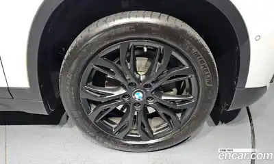 BMW X1 2019 2.0 автомат (гидро), миниатюра 7