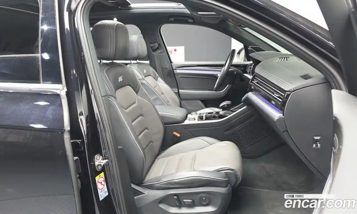 Volkswagen Touareg 2020 4.0 автомат (гидро), фото 11