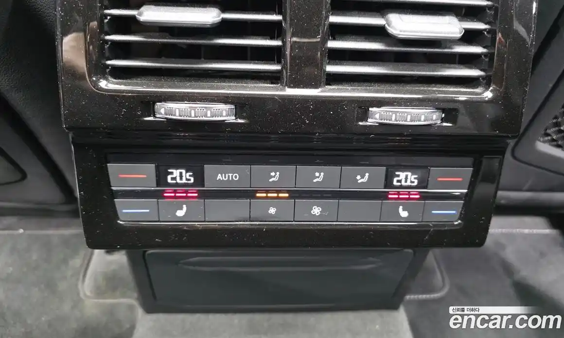 Volkswagen Touareg 2020 4.0 автомат (гидро), фото 18