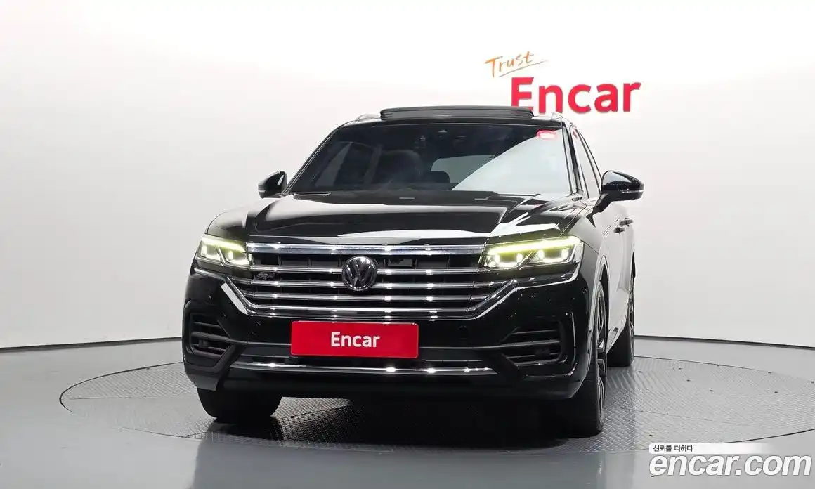 Volkswagen Touareg 2020 4.0 автомат (гидро), фото 3