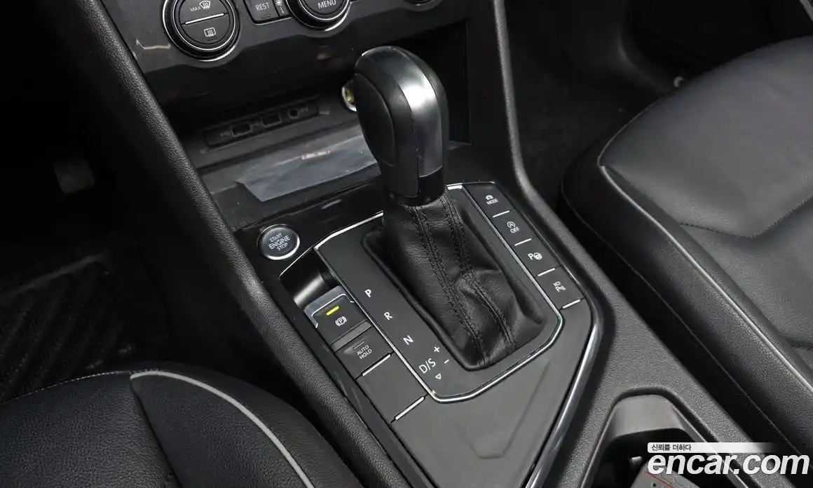 Volkswagen Tiguan 2020 2.0 автомат (гидро), фото 12