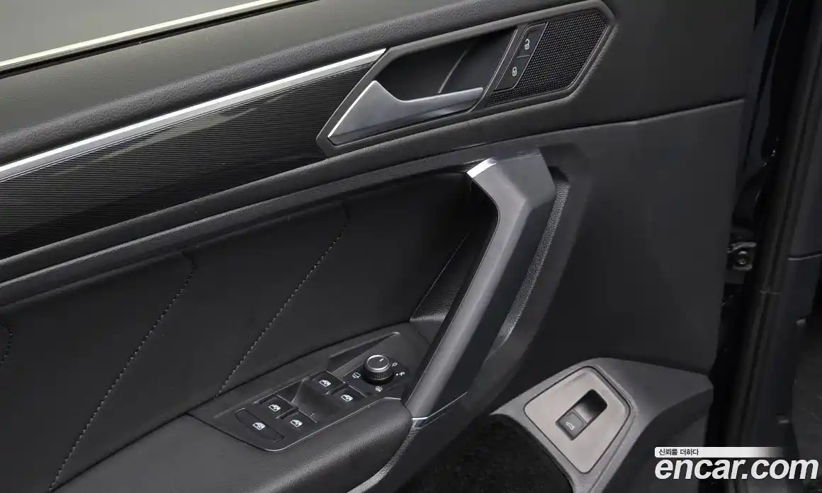 Volkswagen Tiguan 2020 2.0 автомат (гидро), фото 22