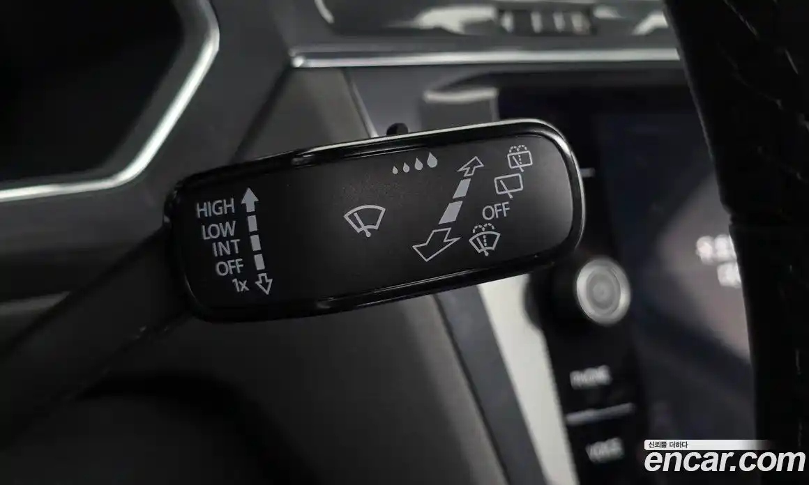 Volkswagen Tiguan 2020 2.0 автомат (гидро), фото 28