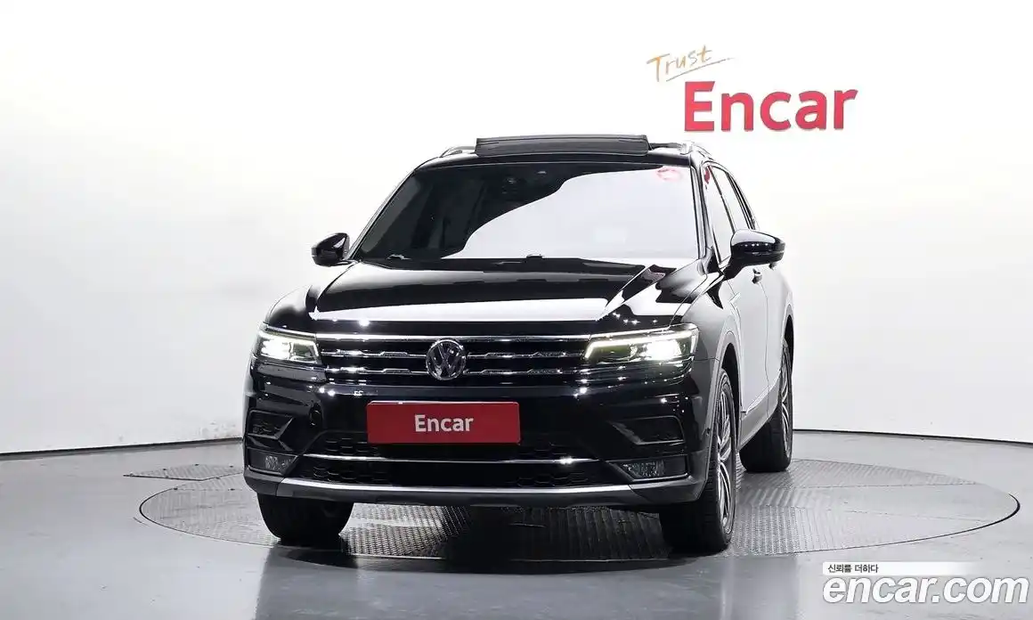 Volkswagen Tiguan 2020 2.0 автомат (гидро), фото 3