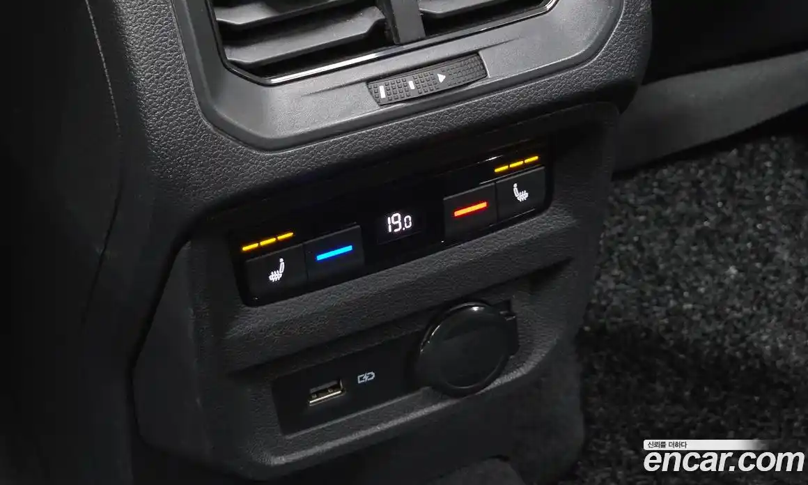 Volkswagen Tiguan 2020 2.0 автомат (гидро), фото 33