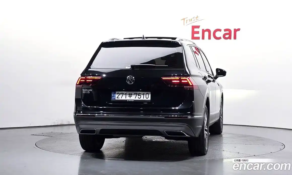 Volkswagen Tiguan 2020 2.0 автомат (гидро), фото 4