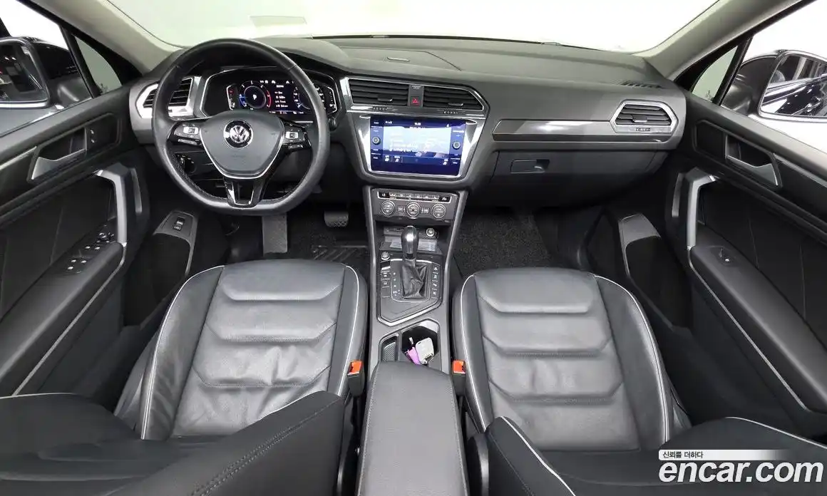Volkswagen Tiguan 2020 2.0 автомат (гидро), фото 10