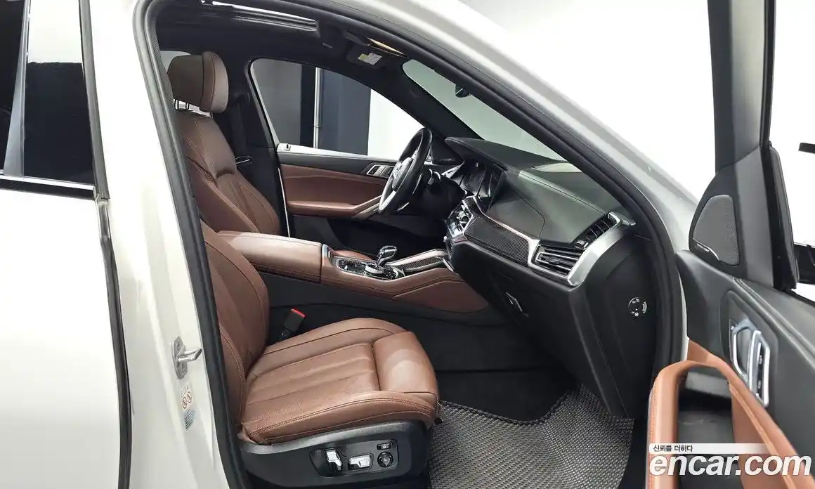 BMW X6 2020 3.0 автомат (гидро), фото 16