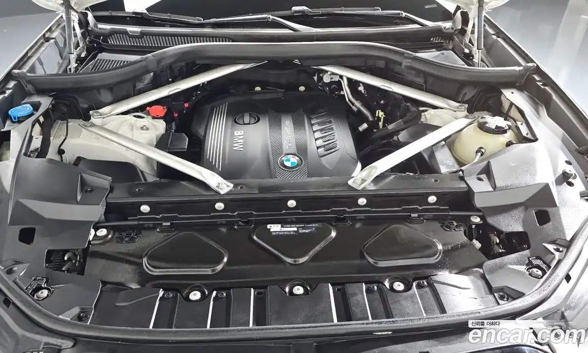 BMW X6 2020 3.0 автомат (гидро), фото 6