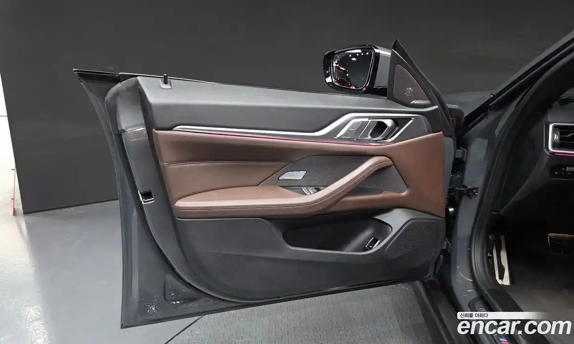 BMW i4 2022 0.2 автомат (гидро), фото 13