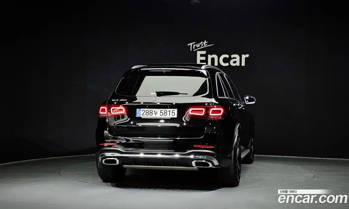 Mercedes-Benz GLC-Class 2022 2.0 гидро, фото 4 Mercedes-Benz GLC-Class 2022 2.0 гидро, фото 4
