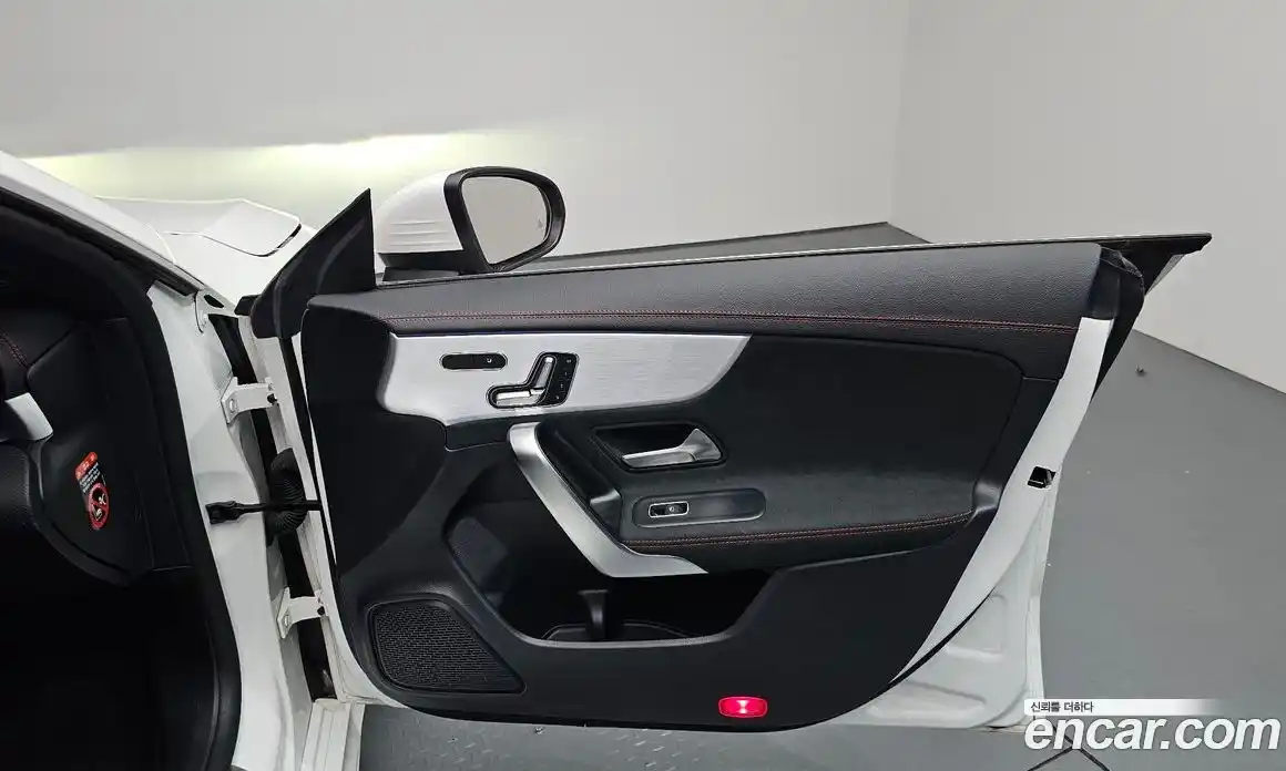 Mercedes-Benz CLA-Class 2023 2.0 гидро, фото 13 Mercedes-Benz CLA-Class 2023 2.0 гидро, фото 13