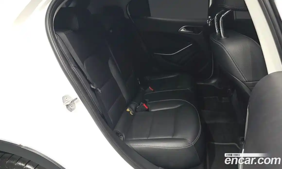 Mercedes-Benz GLA-Class 2019 2.0 гидро, фото 18 Mercedes-Benz GLA-Class 2019 2.0 гидро, фото 18