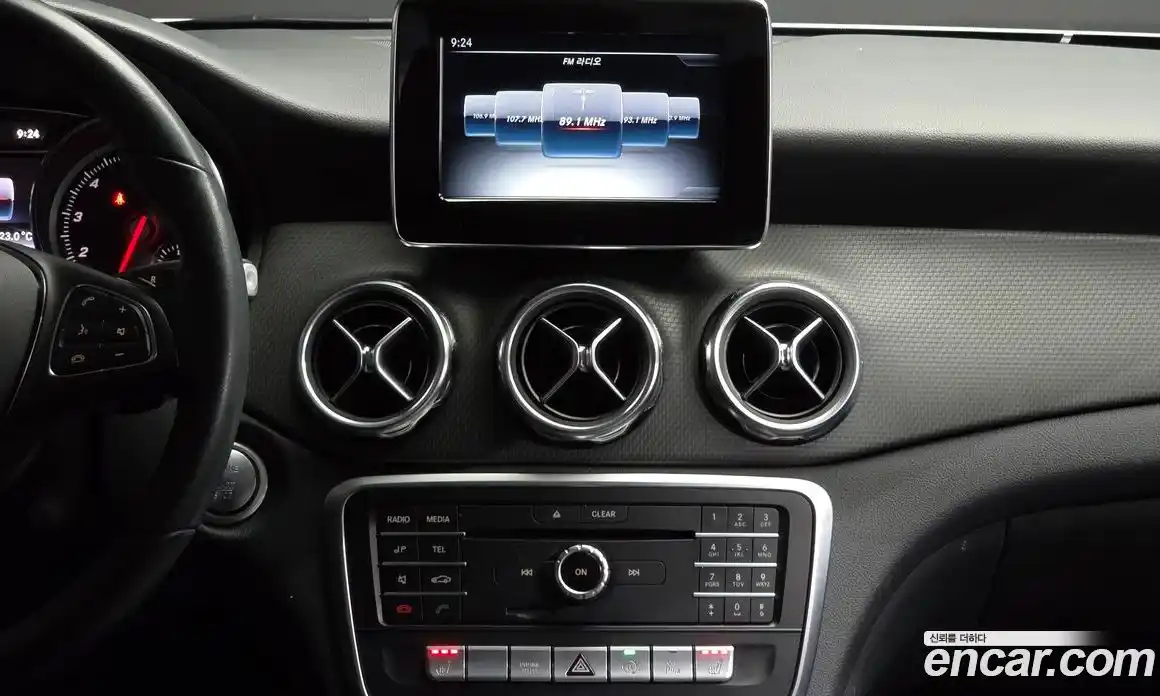 Mercedes-Benz GLA-Class 2019 2.0 гидро, фото 20 Mercedes-Benz GLA-Class 2019 2.0 гидро, фото 20