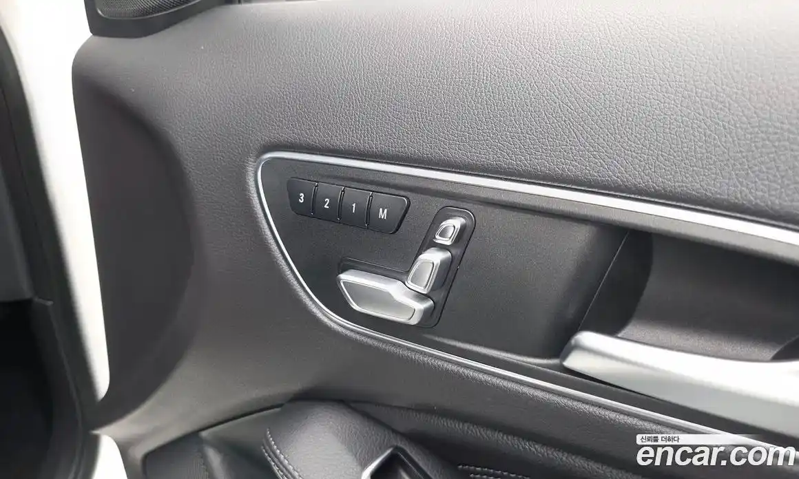 Mercedes-Benz GLA-Class 2019 2.0 гидро, фото 27 Mercedes-Benz GLA-Class 2019 2.0 гидро, фото 27