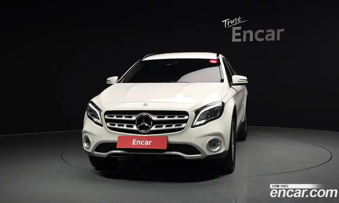 Mercedes-Benz GLA-Class 2019 2.0 гидро, фото 3 Mercedes-Benz GLA-Class 2019 2.0 гидро, фото 3