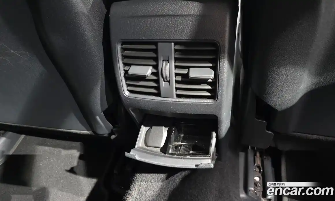 Mercedes-Benz GLA-Class 2019 2.0 гидро, фото 31 Mercedes-Benz GLA-Class 2019 2.0 гидро, фото 31