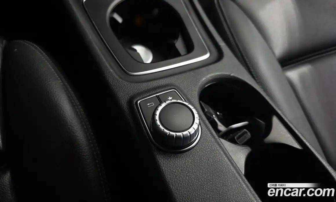 Mercedes-Benz GLA-Class 2019 2.0 гидро, фото 37 Mercedes-Benz GLA-Class 2019 2.0 гидро, фото 37