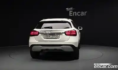 Mercedes-Benz GLA-Class 2019 2.0 гидро, миниатюра 4 Mercedes-Benz GLA-Class 2019 2.0 гидро, миниатюра 4