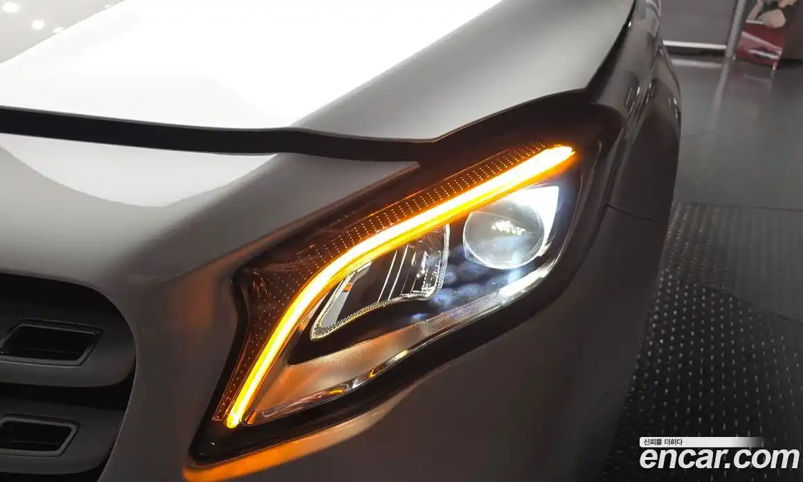 Mercedes-Benz GLA-Class 2019 2.0 гидро, фото 8 Mercedes-Benz GLA-Class 2019 2.0 гидро, фото 8