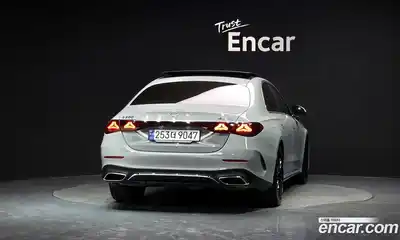 Mercedes-Benz E-Class 2024 2.0 автомат (гидро), миниатюра 4