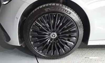 Mercedes-Benz E-Class 2024 2.0 автомат (гидро), миниатюра 5