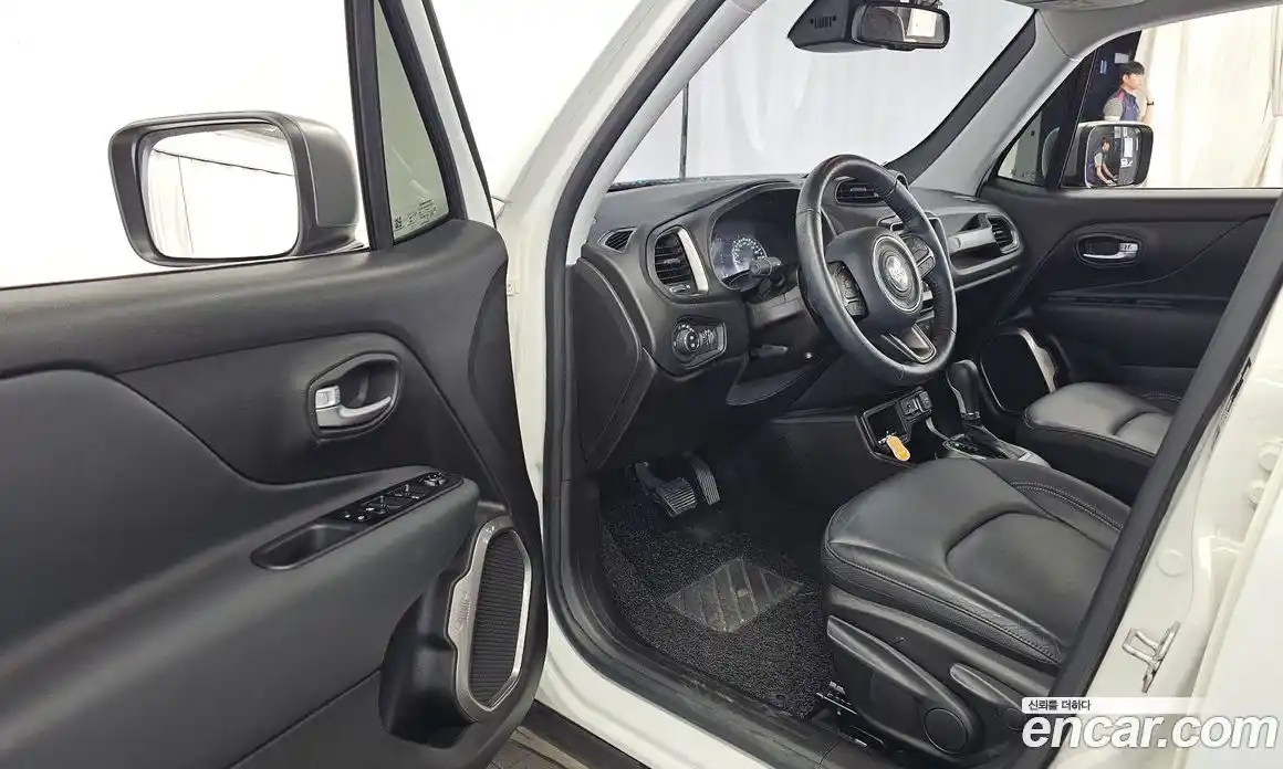 Jeep Renegade 2021 2.4 автомат (гидро), фото 13