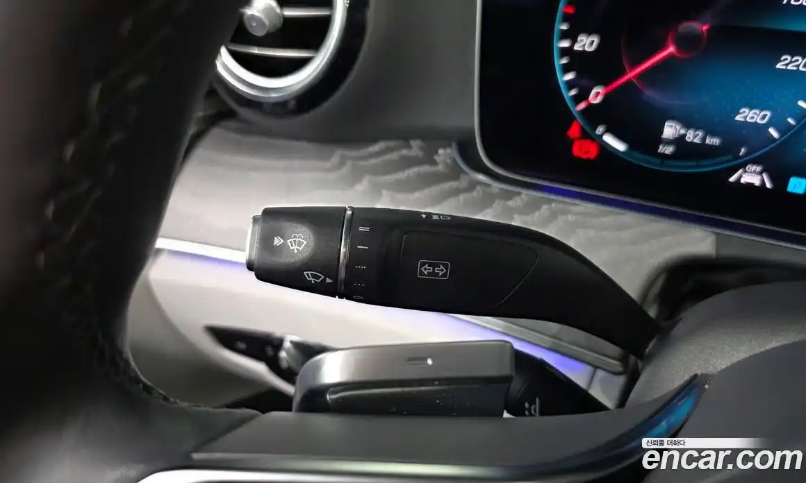 Mercedes-Benz E-Class 2022 2.0 автомат (гидро), фото 29