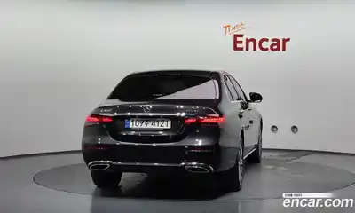 Mercedes-Benz E-Class 2022 2.0 автомат (гидро), миниатюра 4
