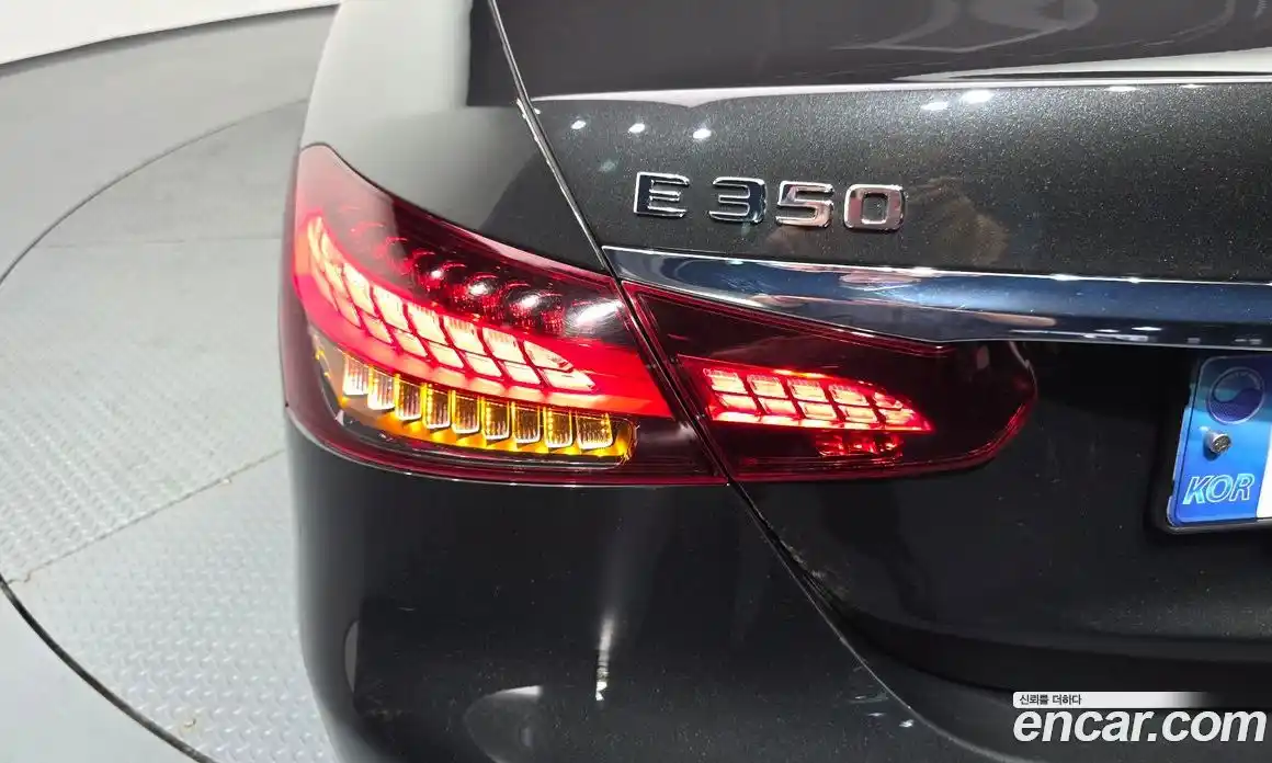 Mercedes-Benz E-Class 2022 2.0 автомат (гидро), фото 9
