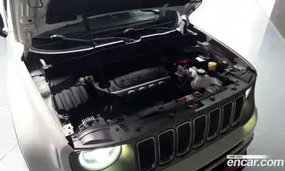 Jeep Renegade 2020 2.4 автомат (гидро), миниатюра 6