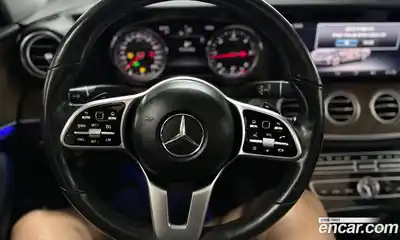 Mercedes-Benz E-Class 2019 1.9 автомат (гидро), миниатюра 11