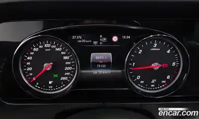 Mercedes-Benz E-Class 2018 1.9 автомат (гидро), миниатюра 11