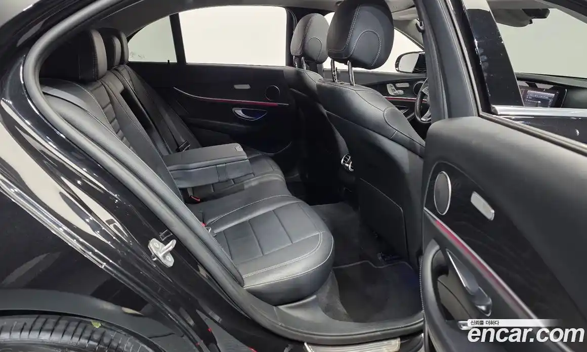 Mercedes-Benz E-Class 2018 1.9 автомат (гидро), фото 18