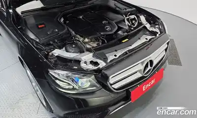 Mercedes-Benz E-Class 2018 1.9 автомат (гидро), миниатюра 6