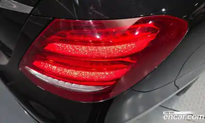Mercedes-Benz E-Class 2018 1.9 автомат (гидро), миниатюра 9