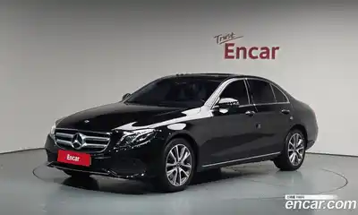 Mercedes-Benz E-Class, 2019, 77 318 км