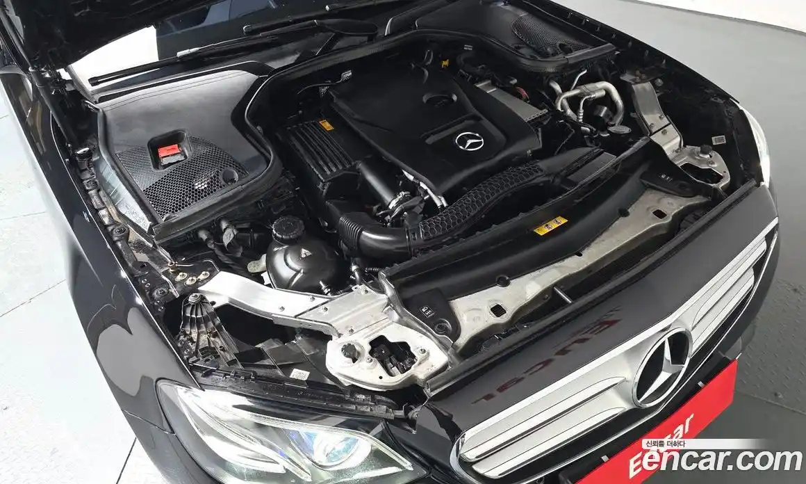 Mercedes-Benz E-Class 2019 2.0 автомат (гидро), фото 6