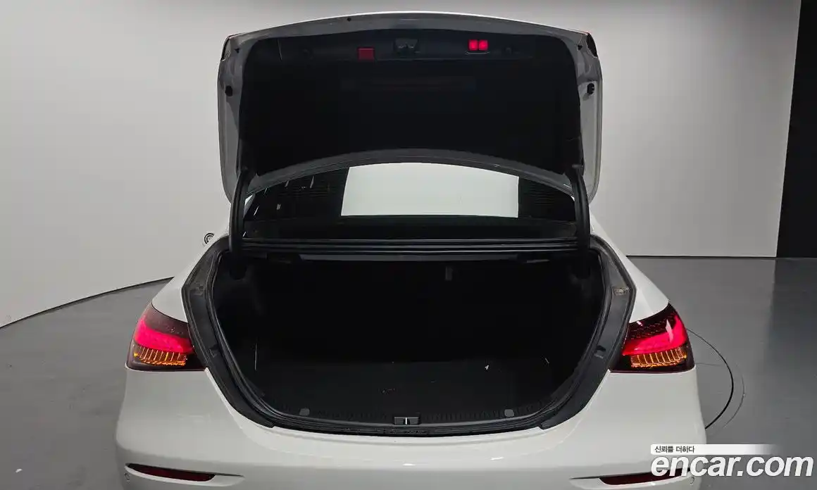 Mercedes-Benz E-Class 2021 2.0 автомат (гидро), фото 26