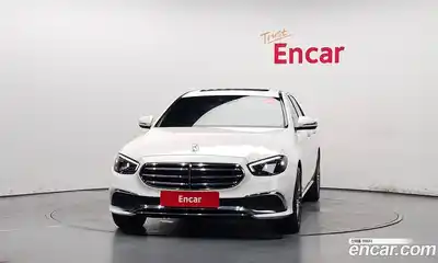 Mercedes-Benz E-Class 2021 2.0 автомат (гидро), миниатюра 3