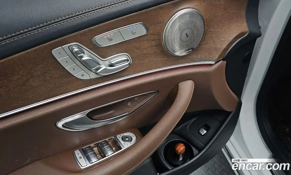Mercedes-Benz E-Class 2021 2.0 автомат (гидро), фото 32