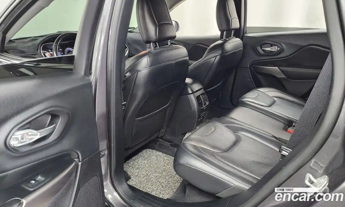 Jeep Cherokee 2020 2.4 автомат (гидро), фото 16