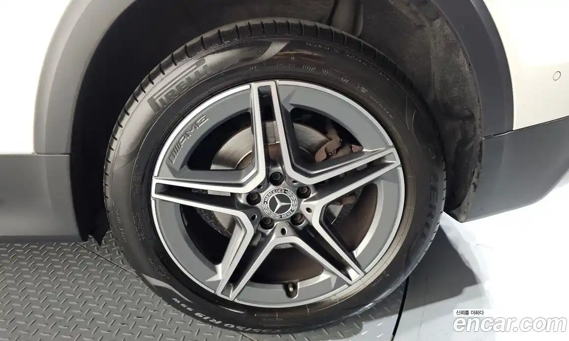 Mercedes-Benz GLB-Class 2020 2.0 гидро, фото 6