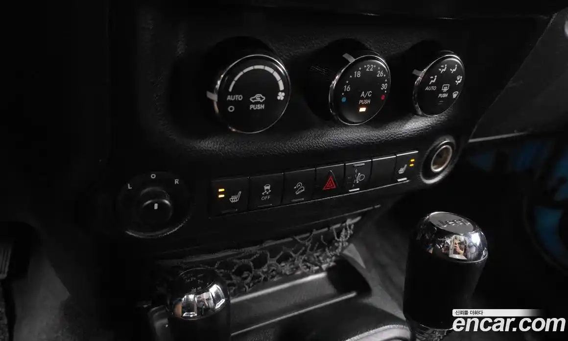 Jeep Wrangler 2017 3.6 автомат (гидро), фото 16