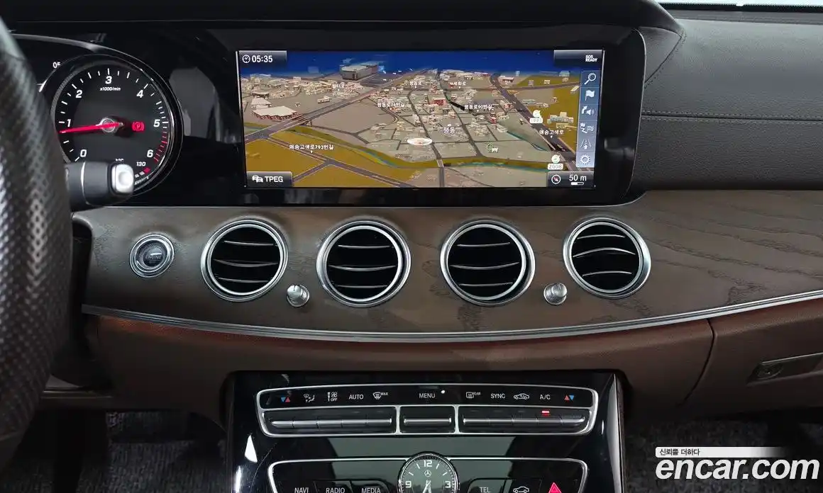 Mercedes-Benz E-Class 2018 1.9 автомат (гидро), фото 19