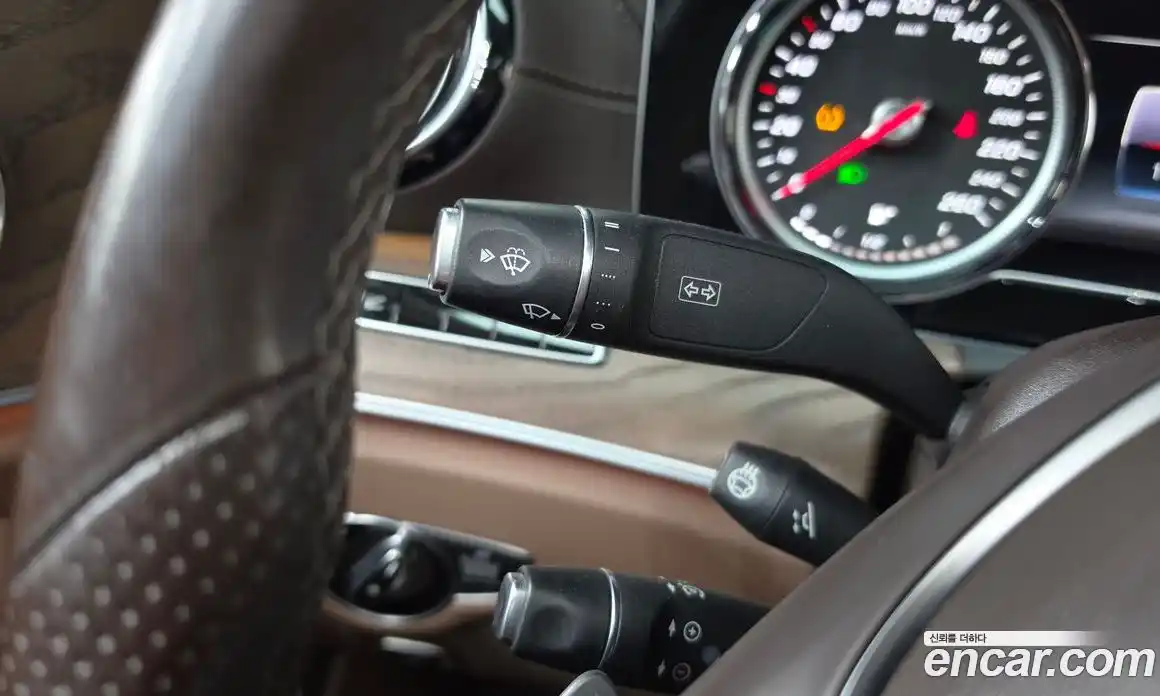 Mercedes-Benz E-Class 2018 1.9 автомат (гидро), фото 28