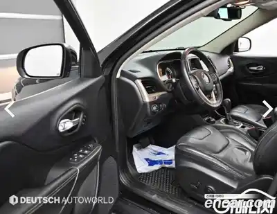 Jeep Cherokee 2016 2.2 автомат (гидро), миниатюра 11