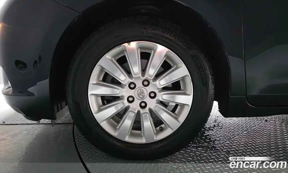 Toyota Sienna 2016 3.5 автомат (гидро), фото 5 Toyota Sienna 2016 3.5 автомат (гидро), фото 5