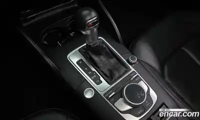 Audi A3 2018 2.0 автомат (гидро), миниатюра 12