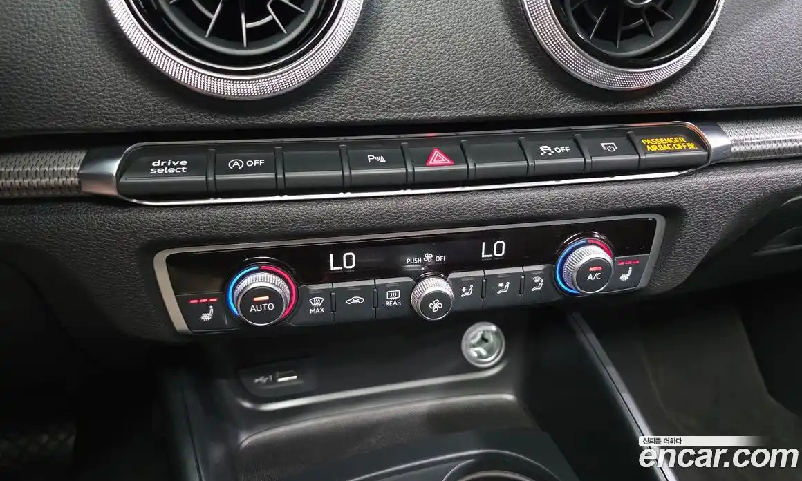 Audi A3 2018 2.0 автомат (гидро), фото 22